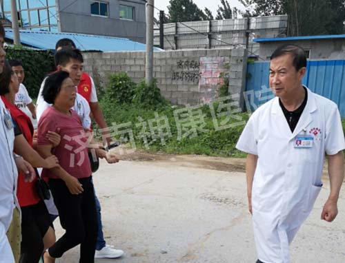神康医院携手社会爱心组织共救助临沂杜女士